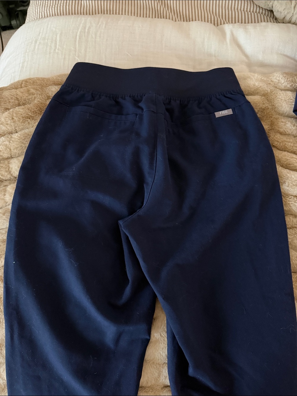 Figs Men’s Navy Sweatpant Joggers